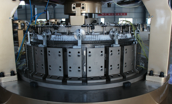 Máquinas de confecção de malhas circulares industriais de alta velocidade para produzir o veludo da agulha do pinho